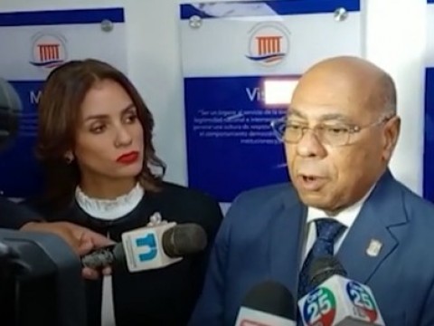 Presidente del TC: &ldquo;Convivimos con un mercado agr&iacute;cola, todav&iacute;a no tenemos local&rdquo;
