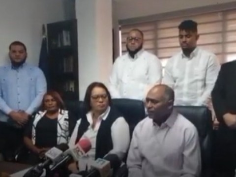 Familia Fulcar se querella contra expresidente de C&aacute;mara de Cuentas por difamaci&oacute;n