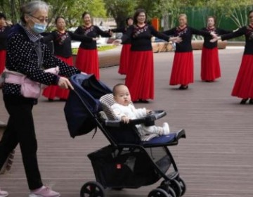 La poblaci&oacute;n china disminuye por primera vez en 60 a&ntilde;os