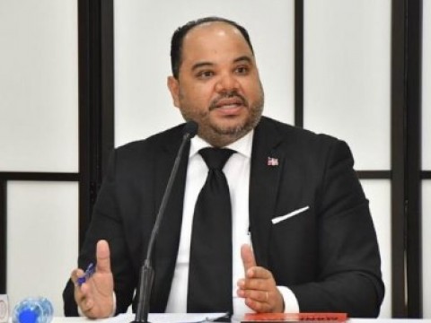 El Defensor del Pueblo apelar&aacute; exclusi&oacute;n coronela