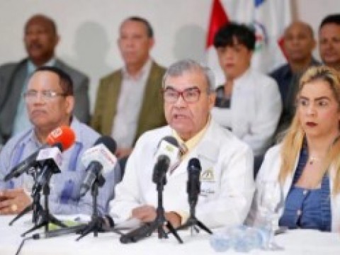 M&eacute;dicos acogen llamado a boicot contra las ARS