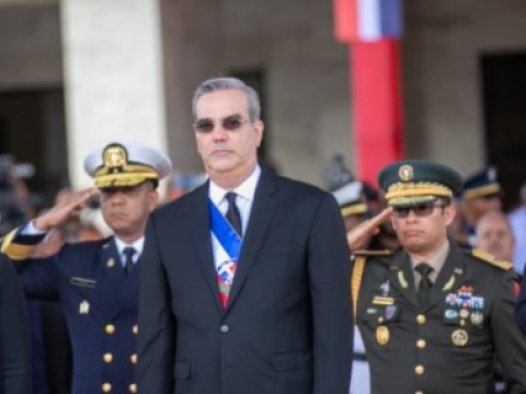 Presidente Abinader resalta inversi&oacute;n de m&aacute;s de RD$90 mil millones en 271 obras de infraestructura durante 2022