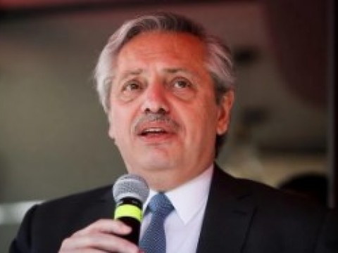Hospitalizado el presidente de Argentina por dolores lumbares