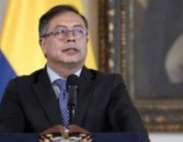 Petro viaja por tercera vez a Caracas para reunirse con Maduro