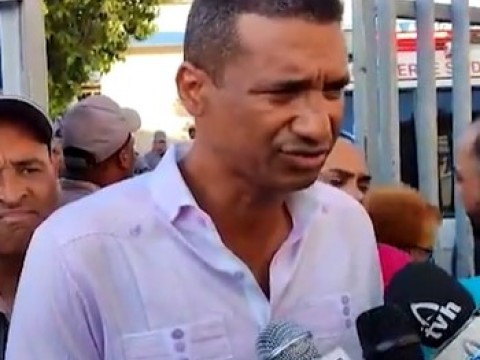 Dejan en libertad al pastor Ruddy Hidalgo tras desalojo de iglesia en Hig&uuml;ey