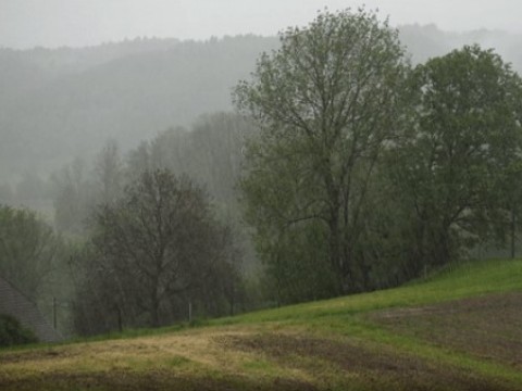 Onamet prev&eacute; la ocurrencia de aguaceros sobre el interior de RD la tarde de este jueves
