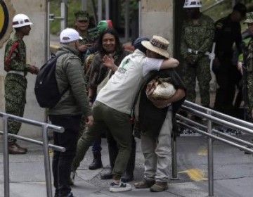 Ni&ntilde;os relatan como que sobrevivieron 40 d&iacute;as en selva de Colombia
