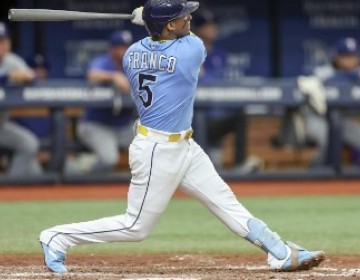 Wander Franco la sac&oacute; y remolc&oacute; tres para comandar triunfo de Rays