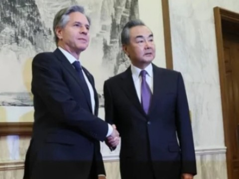 Estados Unidos y China se comprometen a estabilizar sus lazos