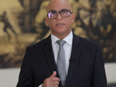 Vocero del Gobierno informa cambios en la agenda presidencial por tragedia de San Crist&oacute;bal