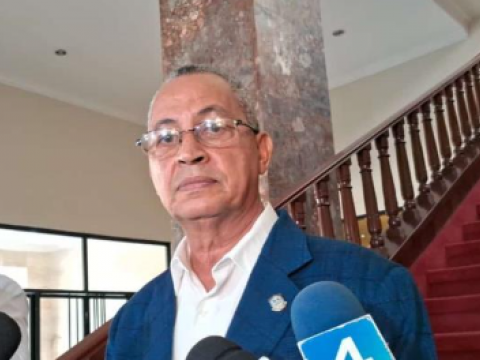 Comisi&oacute;n de diputados investigar&aacute; a Superintendente de Pensiones por compra de acciones de C&eacute;sar Iglesias
