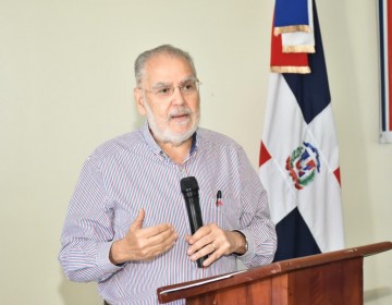 Asociaci&oacute;n de economistas respaldan a Ceara Hatton y pide MP investigue