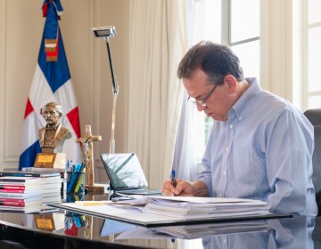  Canciller V&iacute;ctor Bison&oacute; y secretario de Estado Marco Rubio conversan sobre prioridades de la relaci&oacute;n entre Rep&uacute;blica Dominicana y Estados Unidos