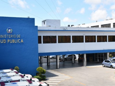 Positividad diaria de Covid desciende m&aacute;s de un 10%, reporta SP