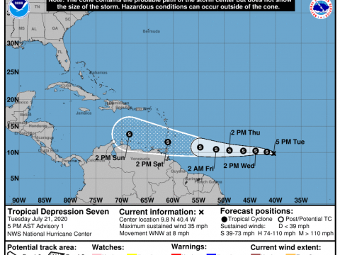 Gonzalo se acerca al Caribe; Antillas Menores emiten alerta