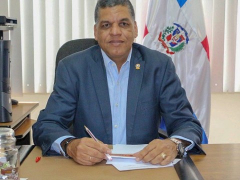 Diputado del Parlacen pide al gobierno ampliar toque de queda a 24 horas en la provincia Duarte