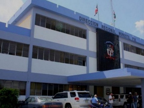 Hombre muere mientras era arrestado por violar toque de queda en provincia Duarte