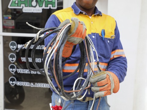 Edeeste normaliza m&aacute;s de 19 mil clientes durante el mes de mayo