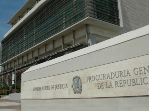 Operaci&oacute;n Calamar| Mayor&iacute;a de consultados apoya sometimiento de exfuncionarios