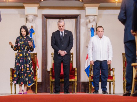 Presidente Luis Abinader convoca a las iglesias a jornada nacional de oraci&oacute;n y acci&oacute;n de gracias por la Rep&uacute;blica Dominicana