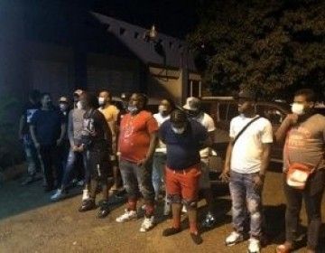 PN desmantela otra fiesta clandestina en Santiago 