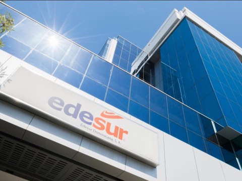 Edesur pide colaboraci&oacute;n en Cambita para regularizar el servicio el&eacute;ctrico