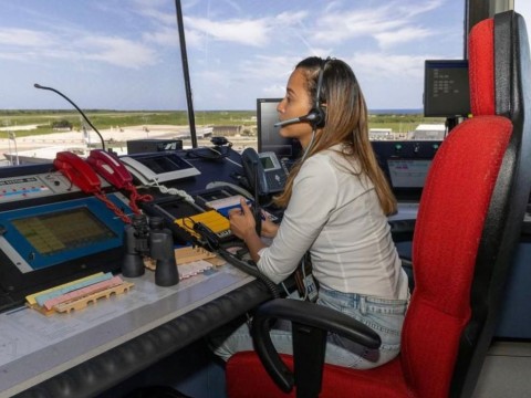 IDAC abre concurso para controladores de aer&oacute;dromos