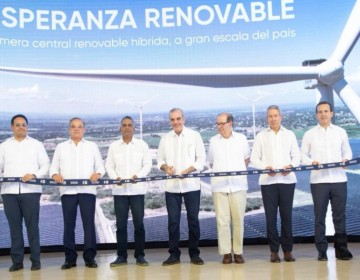 Presidente Abinader participa en inauguraci&oacute;n de la central Esperanza Renovable de EGE Haina