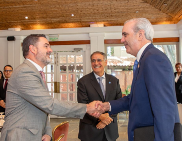 Presidente Abinader sostiene encuentro con empresarios de Costa Rica organizado por la Embajada Dominicana