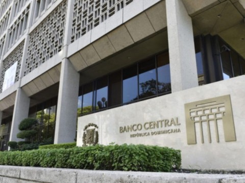 D&oacute;lar mantiene tendencia a la baja y fortalece confianza de los agentes econ&oacute;micos en la Rep&uacute;blica Dominicana
