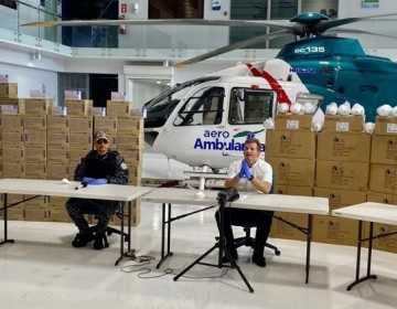 Gonzalo dona a la Polic&iacute;a 15,500 mascarillas, 120,000 guantes y 80 trajes de bioseguridad