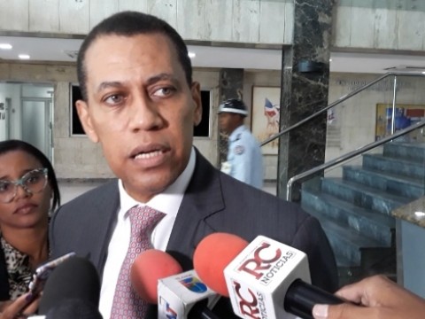 Guido pide a Procuradur&iacute;a revisar declaraciones juradas de Danilo, Jean Alain y Miguel Vargas