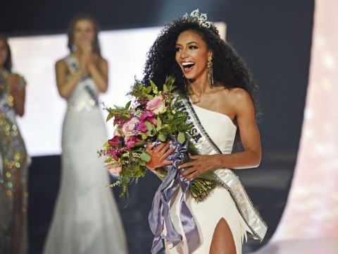 Cheslie Kryst, ex Miss USA, muere a los 30 a&ntilde;os