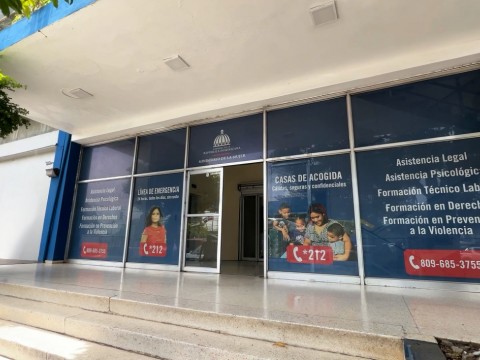  Ministerio de la Mujer exhorta a los medios de comunicaci&oacute;n a difundir l&iacute;neas de ayuda para prevenir la violencia de g&eacute;nero