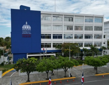 Ministerio de Trabajo invita a feria de empleo para Santiago para ocupar 1572 vacantes