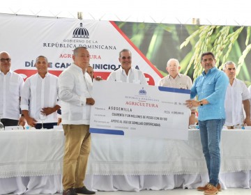 Presidente Abinader anuncia apoyo de RD$ 400 millones para pignoraci&oacute;n de arroz