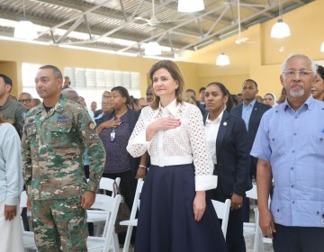 Vicepresidenta Pe&ntilde;a deja inaugurado campamento de Rob&oacute;tica Educativa 2023