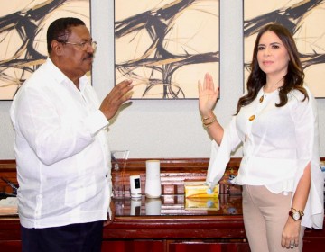 Director del SRSM juramenta nueva titular del hospital F&eacute;lix Mar&iacute;a Goico