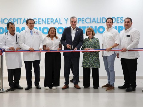 Presidente Abinader inaugura Hospital Mario Tolentino Dipp en Santo Domingo Norte