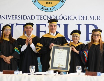 Presidente Abinader recibe T&iacute;tulo Doctor Honoris Causa en Pol&iacute;ticas P&uacute;blicas de UTESU