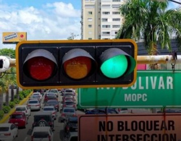 Transcore Latam, SRL, amenaza con apagar el jueves los sem&aacute;foros de Santo Domingo