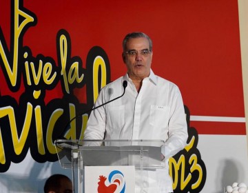 Presidente Abinader destina m&aacute;s de mil millones de pesos al sector av&iacute;cola que beneficiar&aacute;n a grandes y peque&ntilde;os productores.