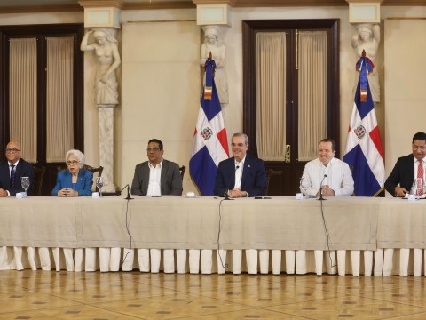 Por primera vez en la historia, el Gobierno dominicano regula la publicidad oficial en un contexto electoral.