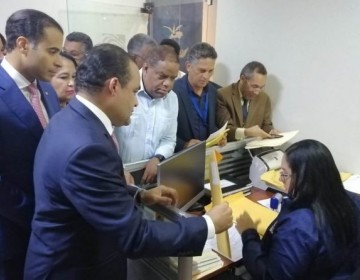 PLD deposita ante la JCE candidaturas presidenciales y congresuales de cara a las elecciones de mayo 2020
