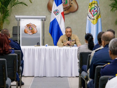 Lee Ballester exhorta a inspectores y supervisores &ldquo;El control migratorio y fronterizo es clave en la seguridad nacional&rdquo;