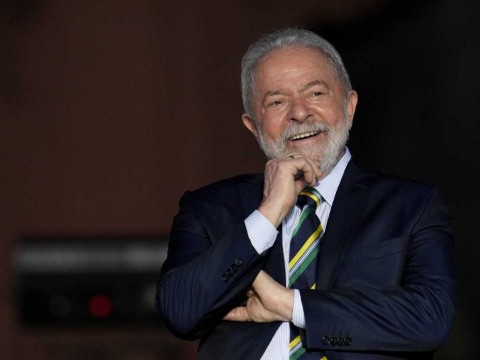 Lula da Silva fue operado de emergencia de una hemorragia cerebral