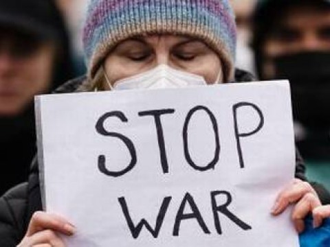 Ucranianos y franceses piden en las calles de Par&iacute;s frenar a Putin