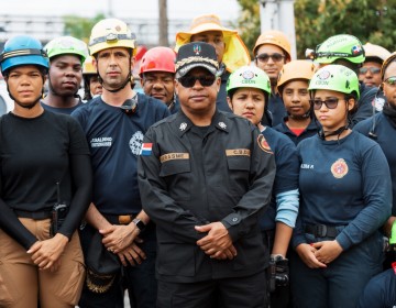 Bomberos del DN agradecen gran solidaridad de empresas en rescate Jet Set
