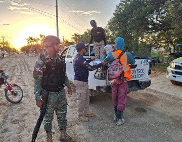 Migraci&oacute;n deporta 1,104 extranjeros tras operativos en varias provincias del pa&iacute;s