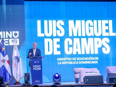 Ministro Luis Miguel De Camps impulsa el liderazgo estudiantil como motor para construir un pa&iacute;s m&aacute;s justo y sostenible